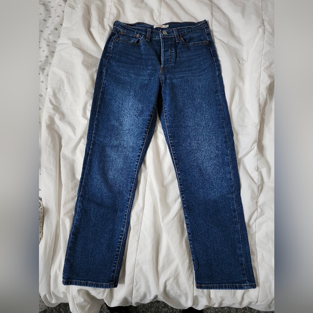 Levis Wedgie Straight Jean Size 29